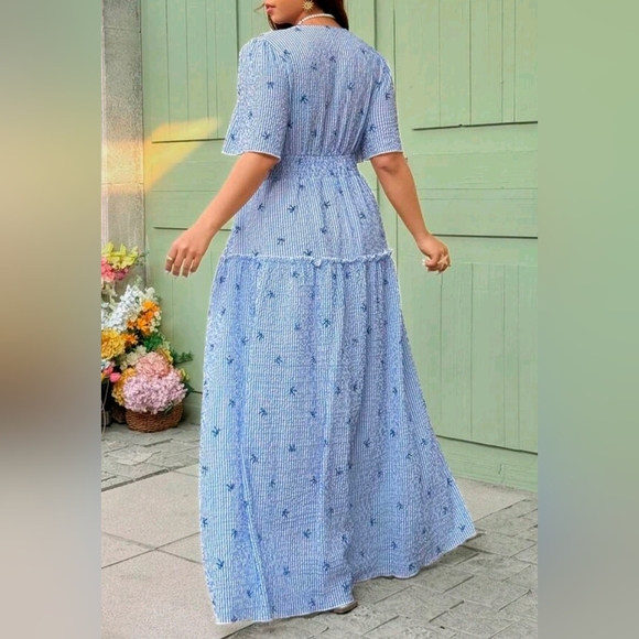 New Flirty Bow Embroidered Striped Ruched Waist Maxi Dress Blue White - Picture 5 of 9